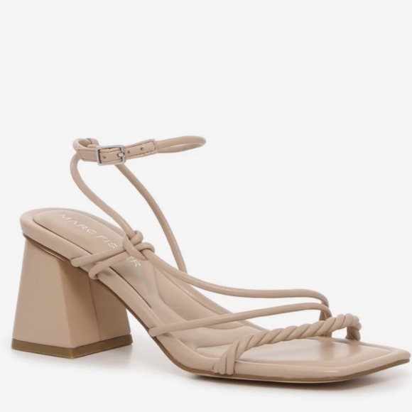 NWT Marc Fisher Meggiane Block Heel Nude Sandals Beige Size 7.5M - Picture 1 of 7